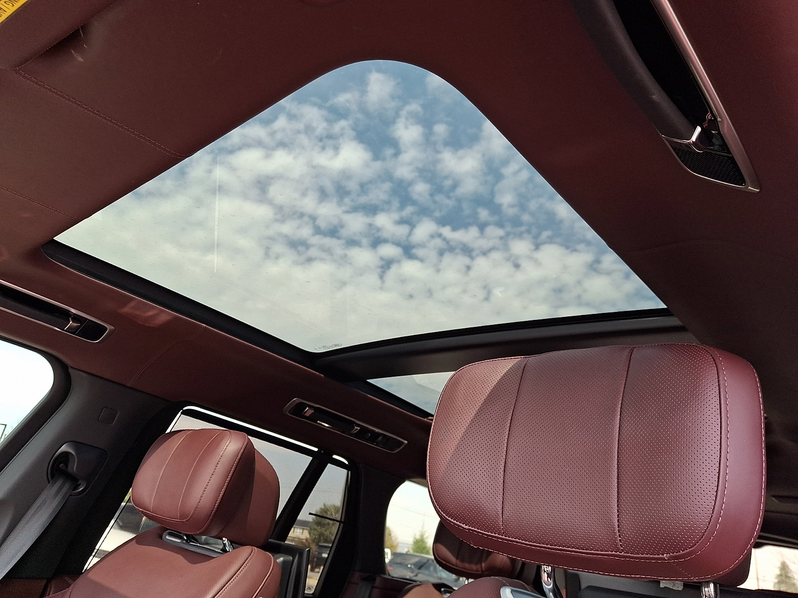 Used 2024 Land Rover Range Rover Autobiography image 14