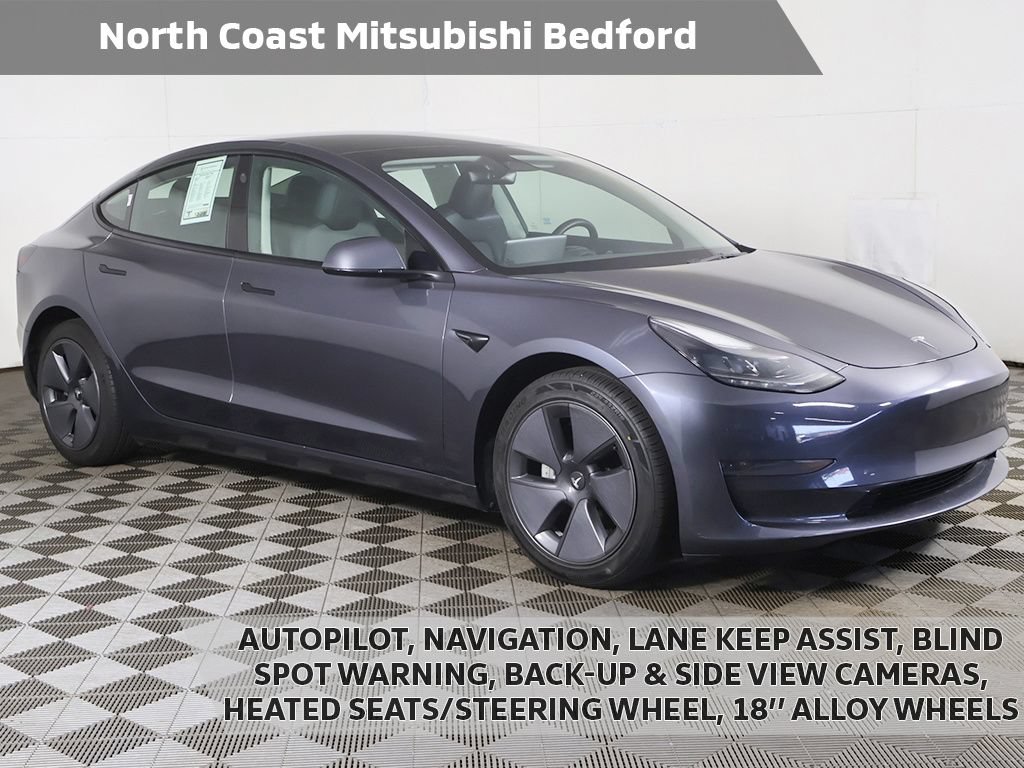 Used 2023 Tesla Model 3 Standard Range RWD image 1