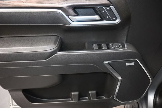 Used 2025 Chevrolet Silverado 1500 LTZ AWD/4WD image 13
