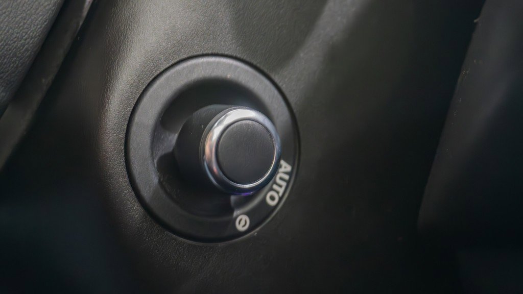 Used 2021 Land Rover Range Rover Autobiography Fifty Edition image 41