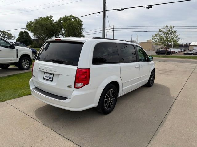Used 2017 Dodge Grand Caravan GT FWD image 9