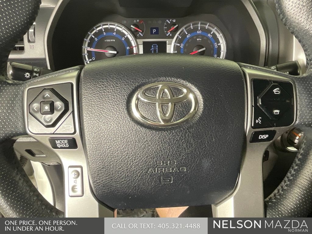 Used 2016 Toyota 4Runner SR5 AWD/4WD image 46