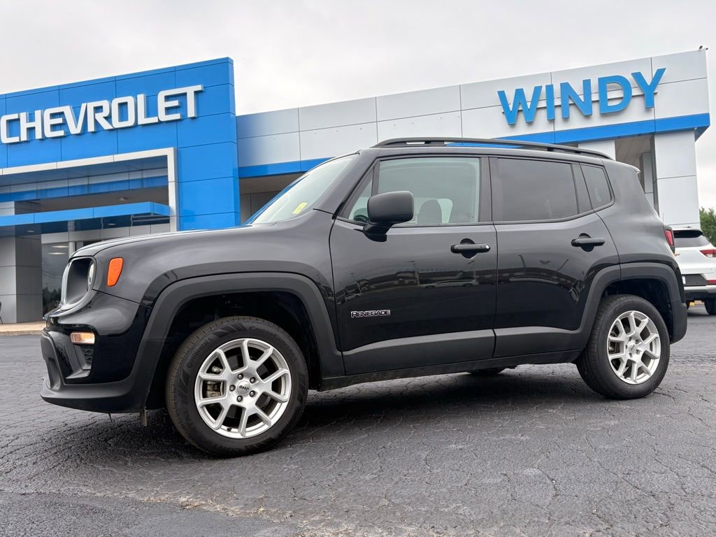 Used 2022 Jeep Renegade Latitude w/ Convenience Group AWD/4WD image 8