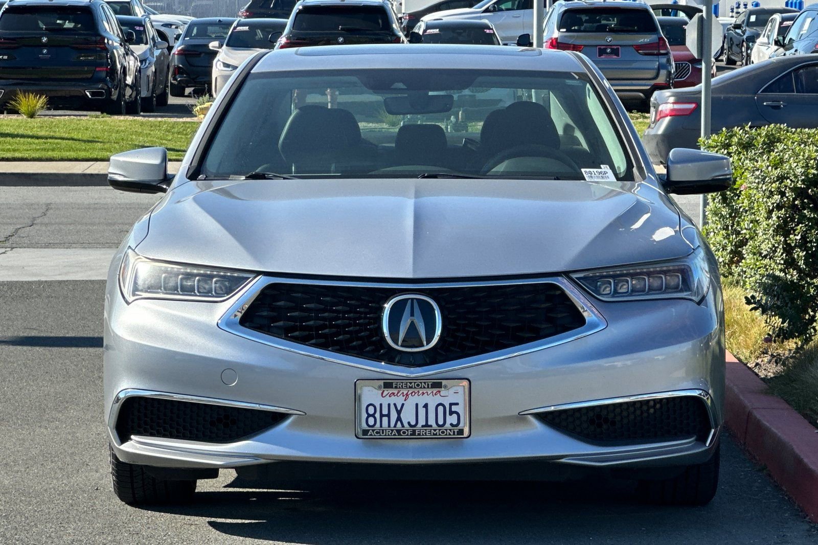 Used 2019 Acura TLX image 9