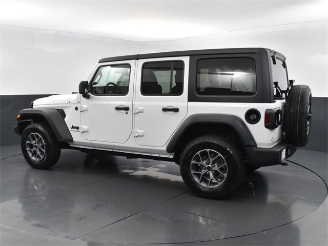 Used 2024 Jeep Wrangler Sport S image 3