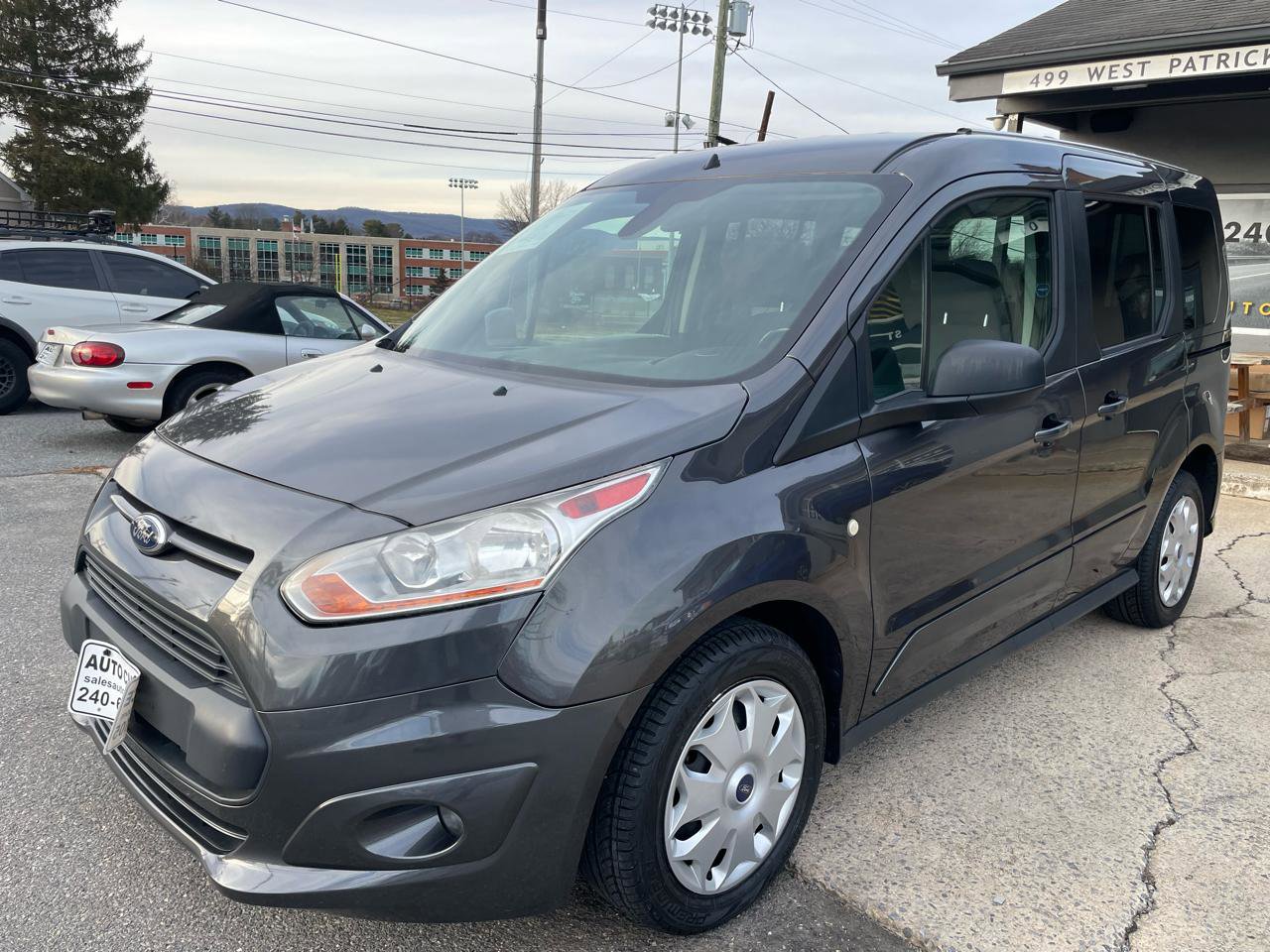 Used 2016 Ford Transit Connect XLT