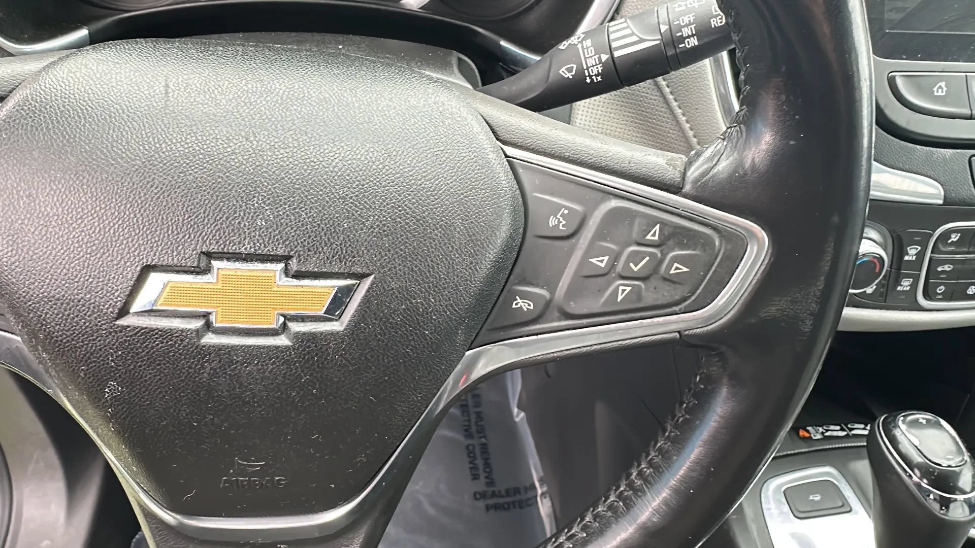 Used 2018 Chevrolet Equinox Premier FWD image 33