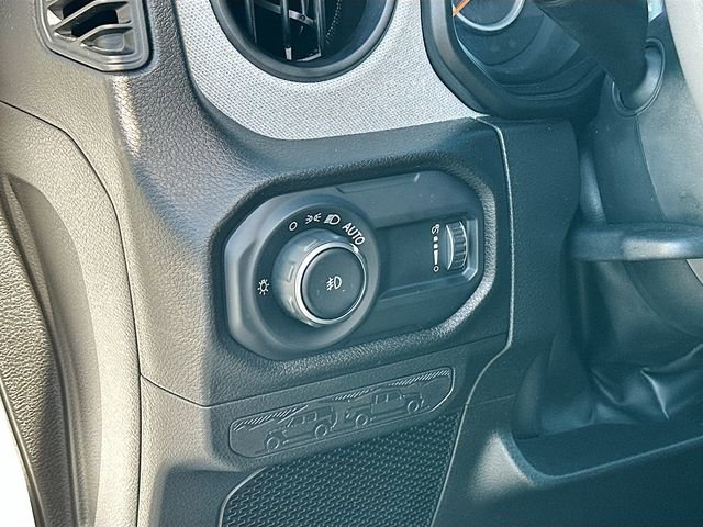 Used 2024 Jeep Wrangler Sport S image 10