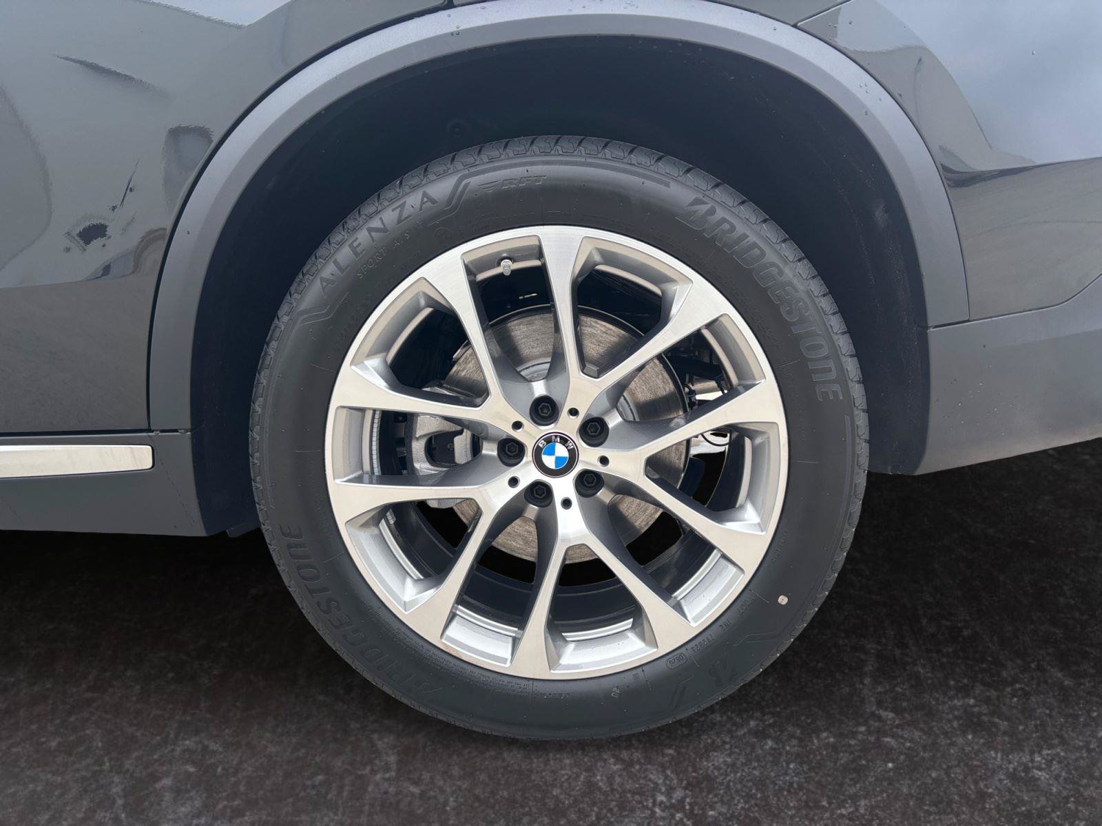 New 2026 BMW X5 xDrive40i AWD/4WD image 29