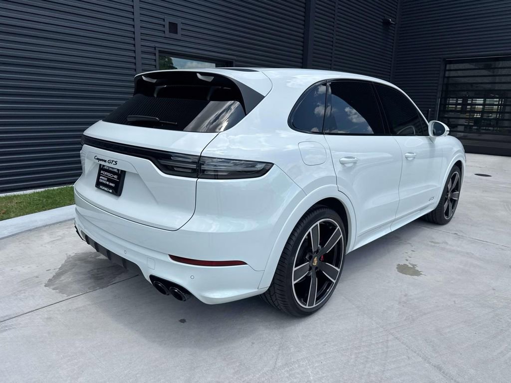 Certified 2023 Porsche Cayenne GTS AWD/4WD image 11