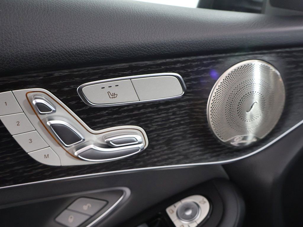 Used 2021 Mercedes-Benz GLC 300 4MATIC w/ Multimedia Package image 42