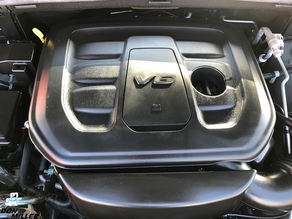 Used 2021 Jeep Grand Cherokee Laredo X image 30