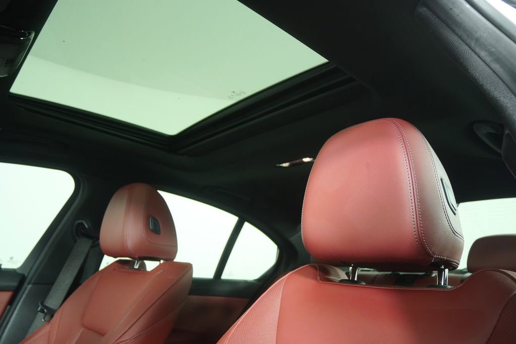 Used 2022 BMW 330e w/ M Sport Package RWD image 10