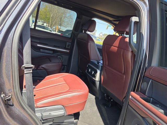 Used 2024 Ford Expedition Limited image 15