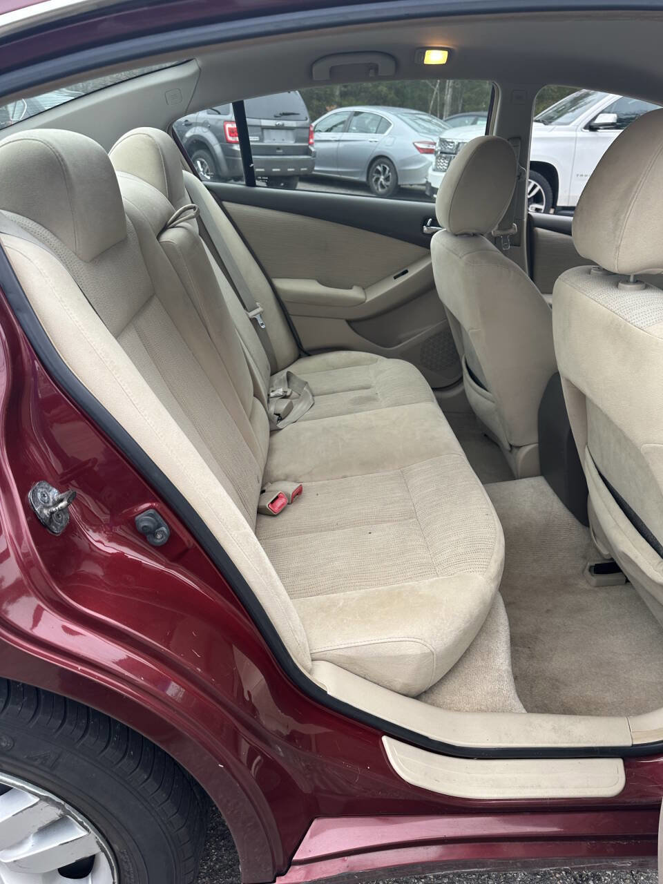 Used 2010 Nissan Altima 2.5 S FWD image 7