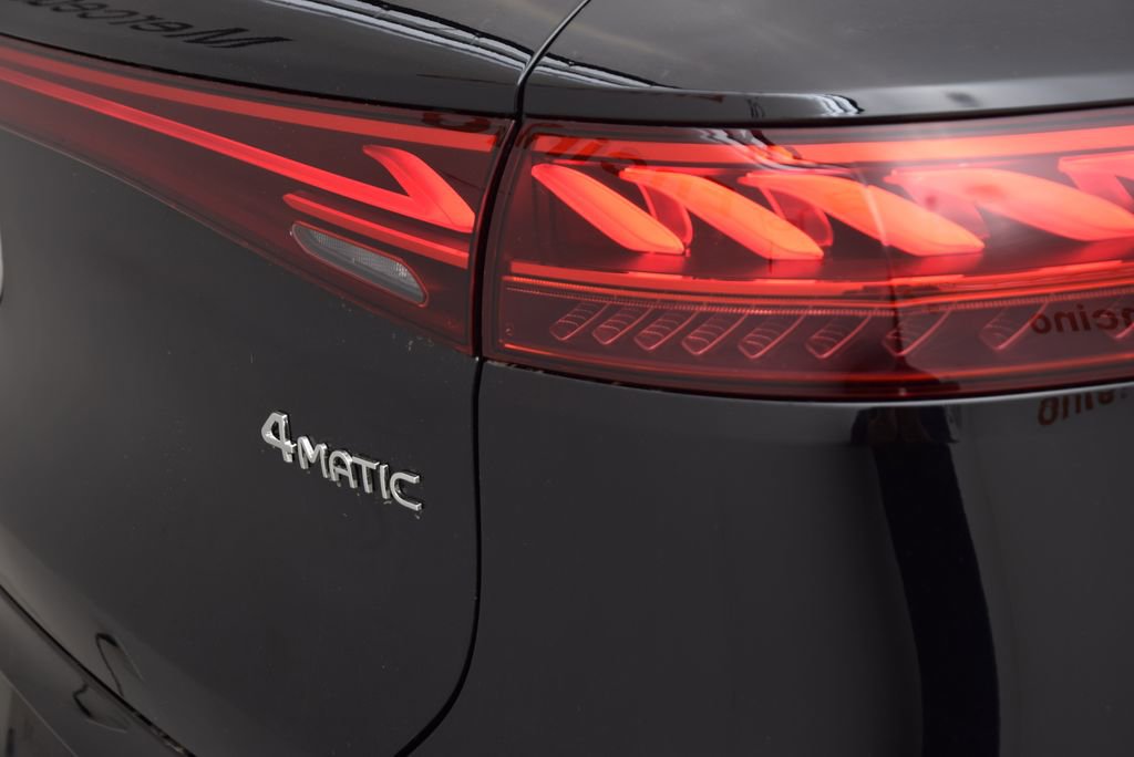 New 2026 Mercedes-Benz EQS 550 4MATIC SUV image 14
