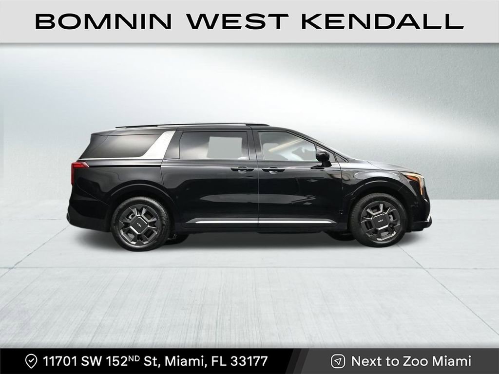Used 2025 Kia Carnival SX image 26