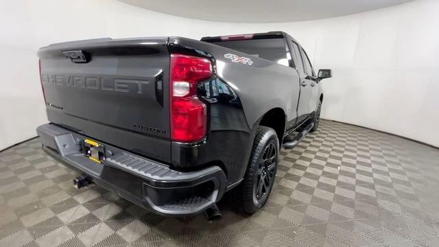 Used 2023 Chevrolet Silverado 1500 Custom w/ Rally Edition AWD/4WD image 5