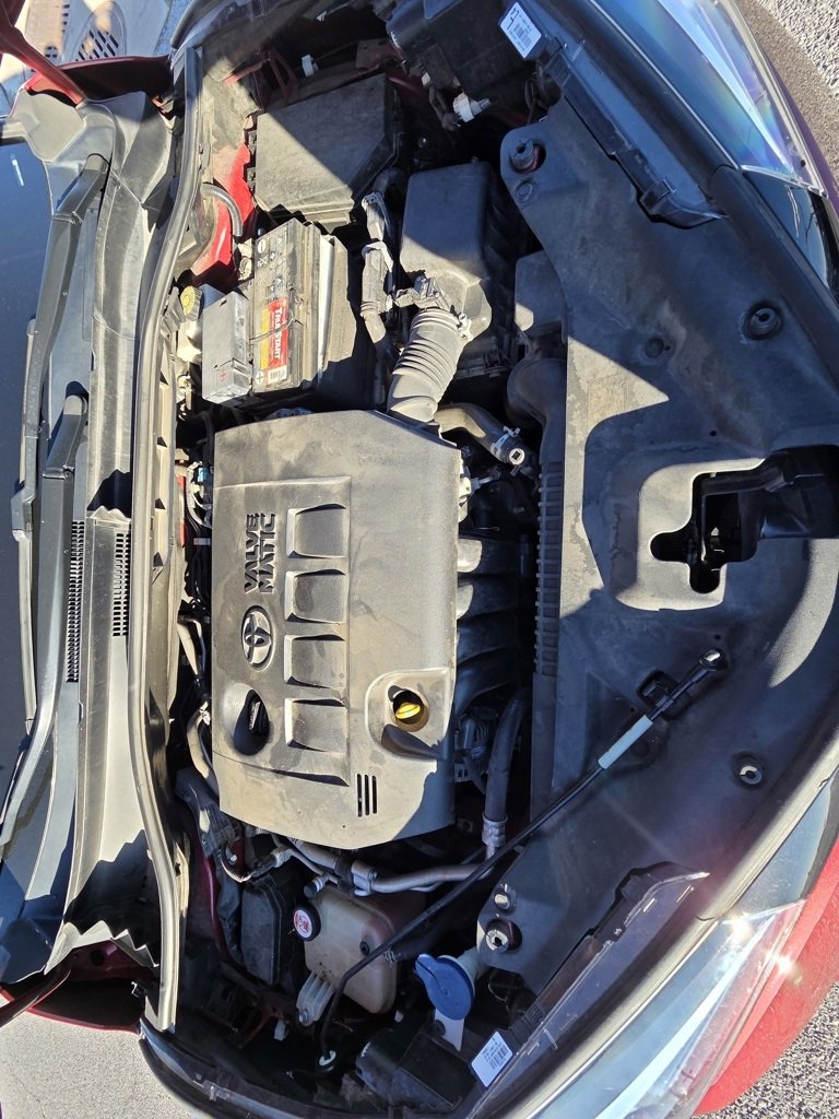 Used 2018 Toyota C-HR XLE image 30