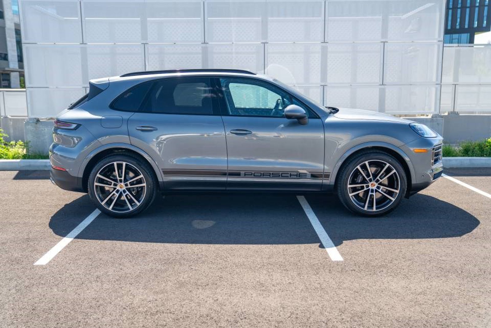 New 2026 Porsche Cayenne AWD/4WD image 8