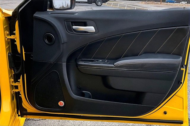 Used 2017 Dodge Charger R/T image 28