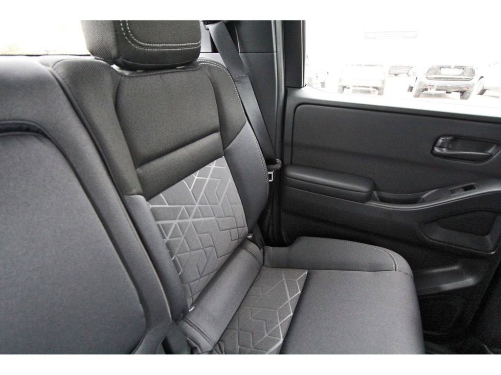 New 2026 Nissan Frontier SV w/ SV Convenience Package RWD image 12
