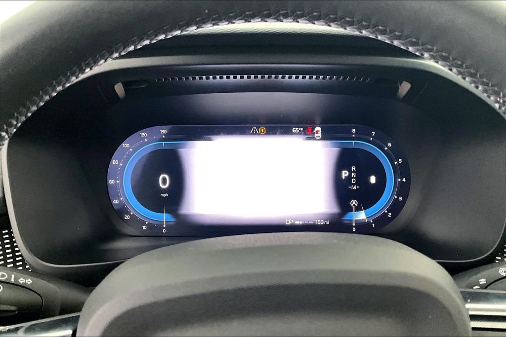 Certified 2025 Volvo XC40 B5 Plus image 29