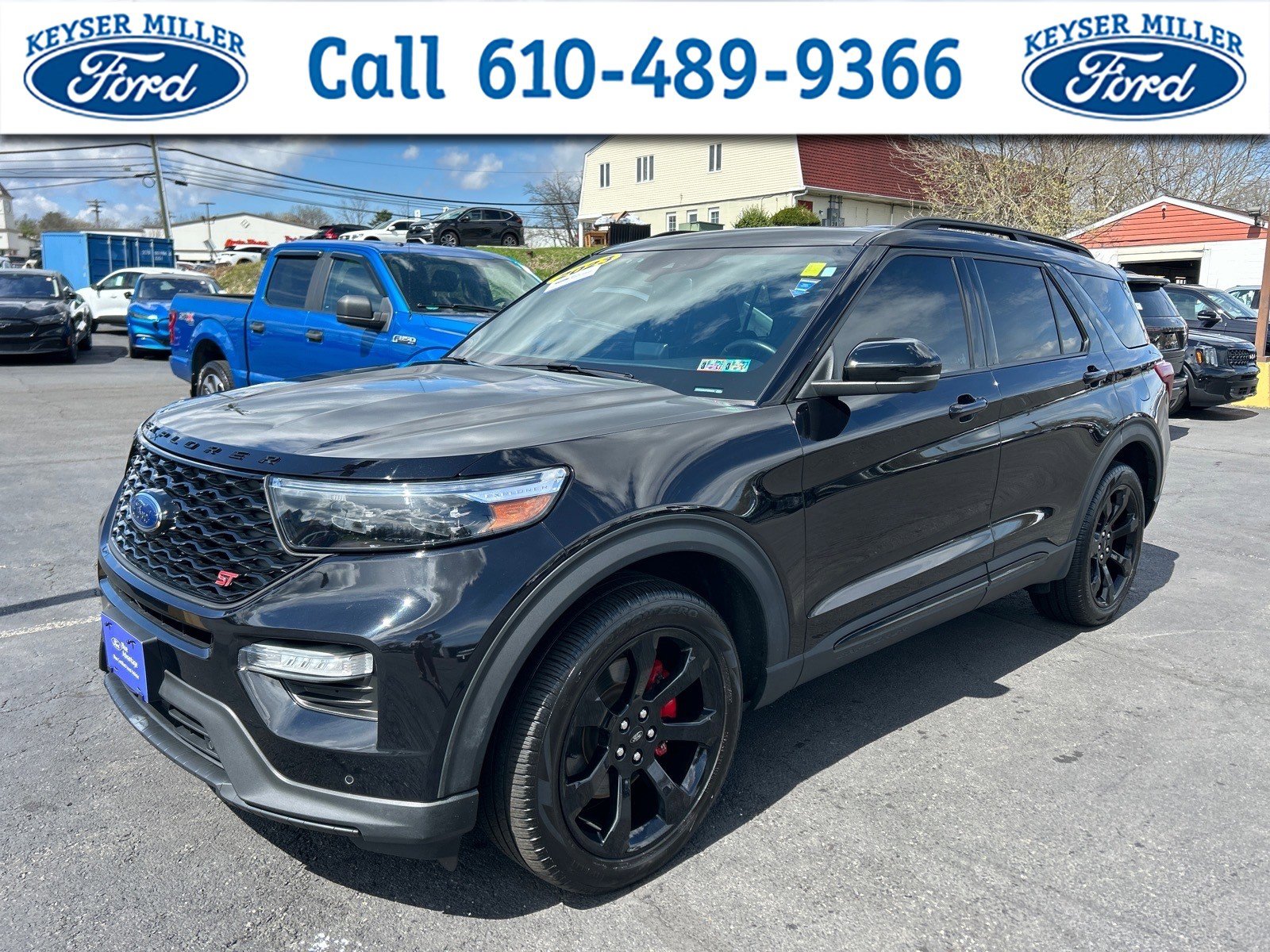 Certified 2023 Ford Explorer ST w/ Equipment Group 401A AWD/4WD image 1