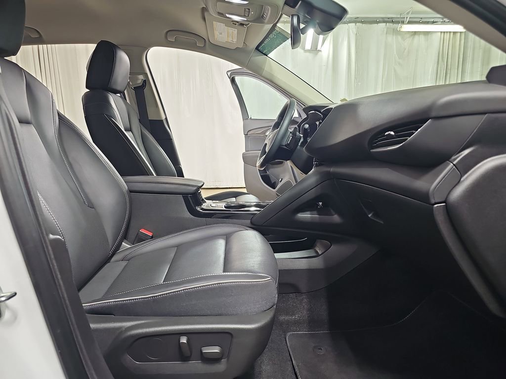 Certified 2023 Buick Envision Essence image 13