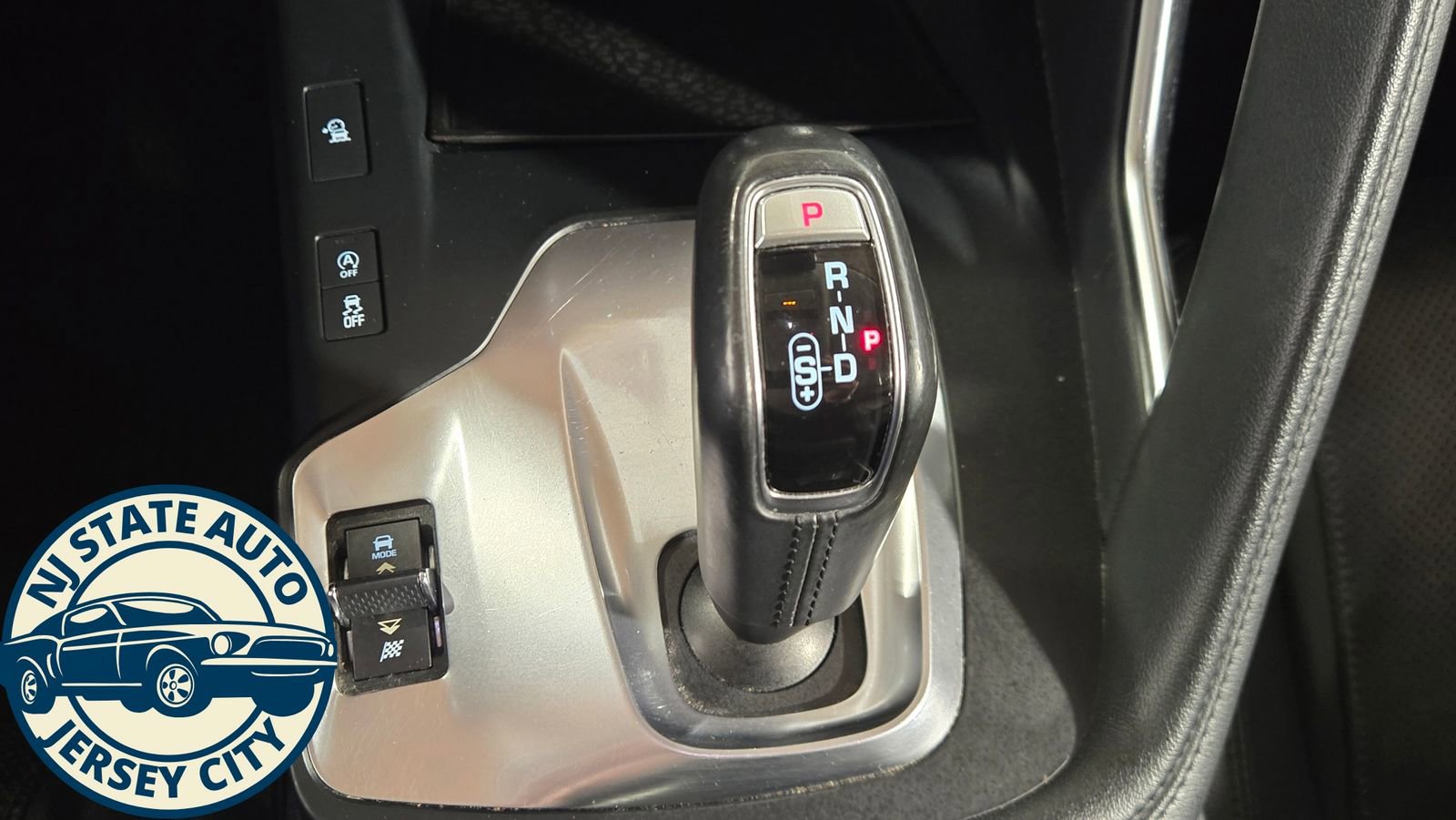 Used 2020 Jaguar E-PACE image 19