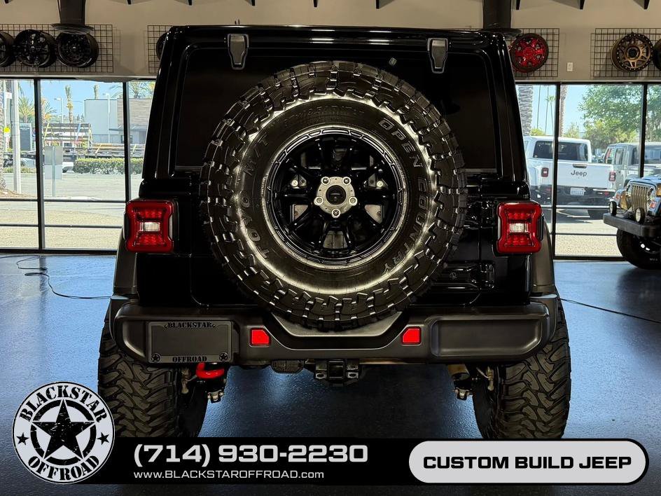 Used 2025 Jeep Wrangler Unlimited Rubicon AWD/4WD image 12