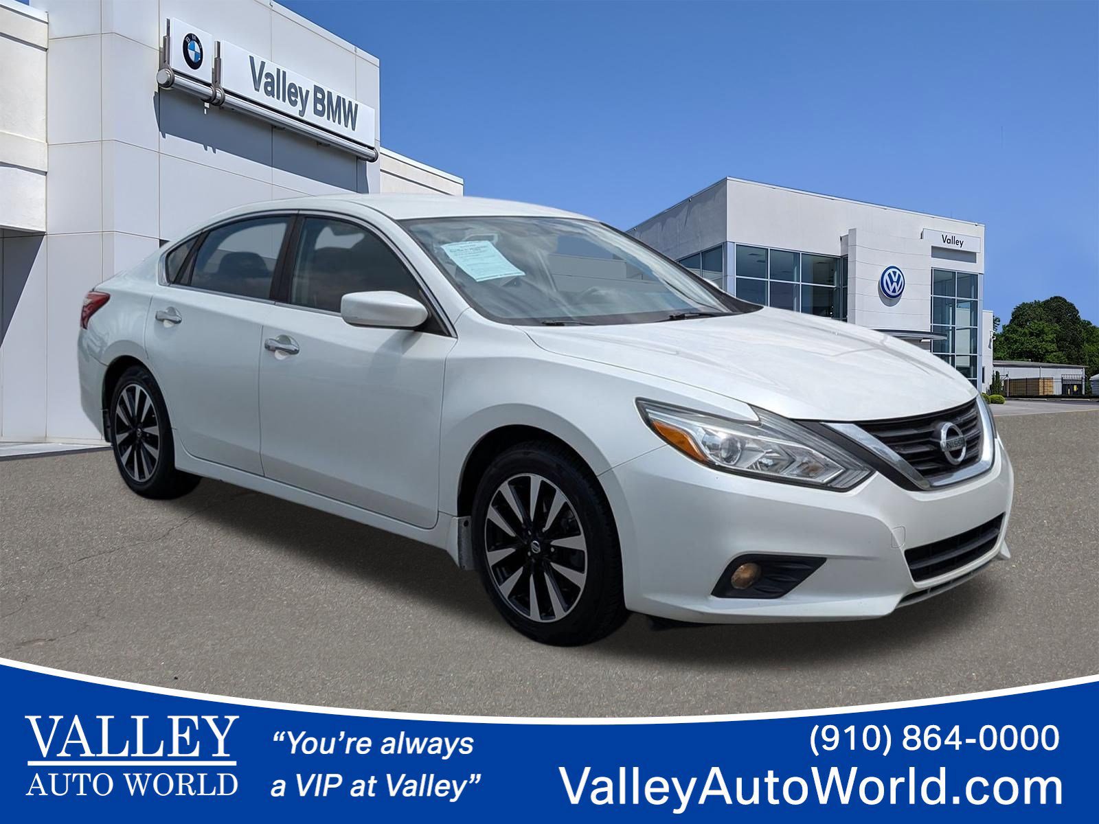 Used 2017 Nissan Altima 2.5 SV FWD image 1