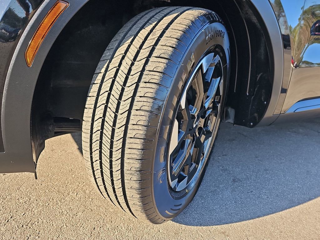 Used 2024 Kia Sorento S image 35