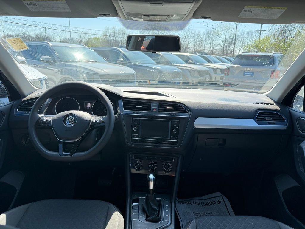 Used 2018 Volkswagen Tiguan S FWD image 11