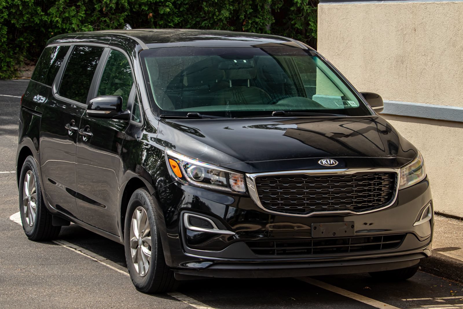 Used 2021 Kia Sedona LX FWD image 12