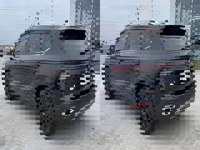 New 2025 Volkswagen Taos SE image 6