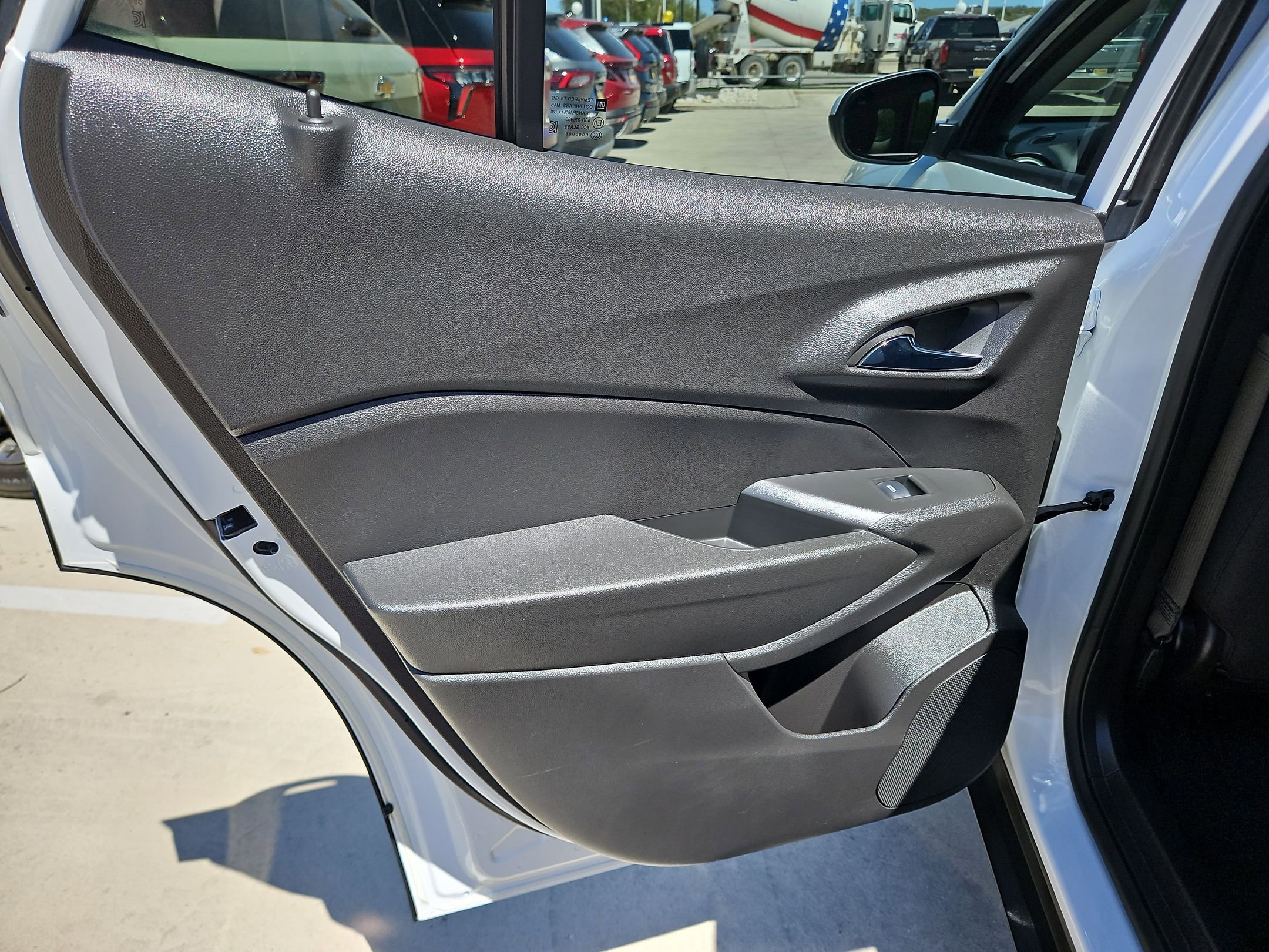 Certified 2025 Chevrolet Trax LS w/ LS Convenience Package image 15