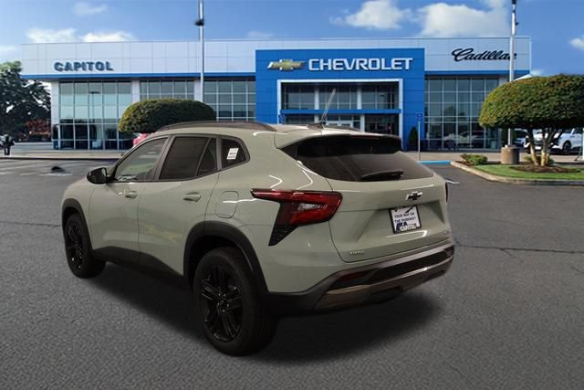 New 2026 Chevrolet Trax ACTIV w/ Sunroof Package FWD image 5