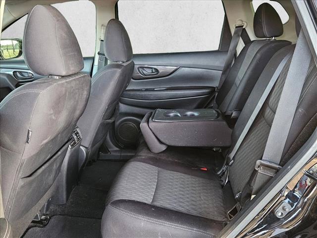 Used 2019 Nissan Rogue S FWD image 14
