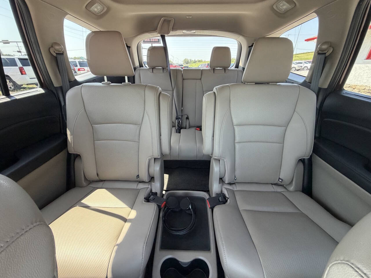 Used 2016 Honda Pilot Elite image 28