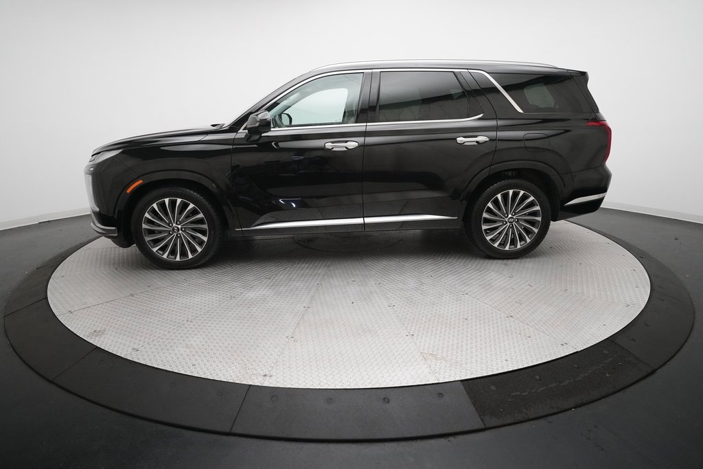 Used 2024 Hyundai Palisade Calligraphy image 25
