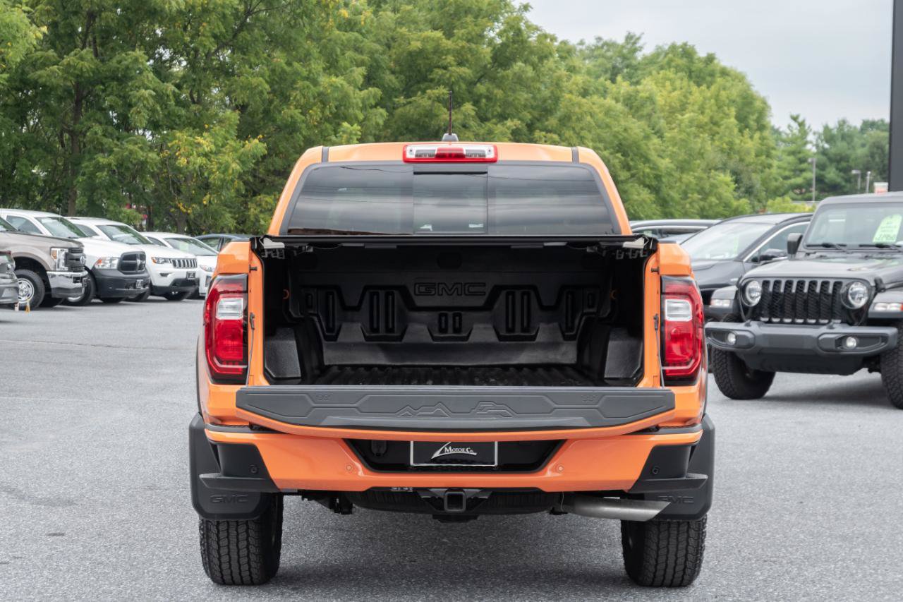 Used 2026 GMC Canyon AT4 w/ AT4 Premium Package AWD/4WD image 13