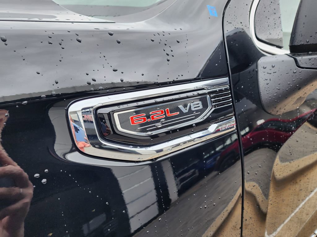 New 2026 GMC Sierra 1500 SLT image 11