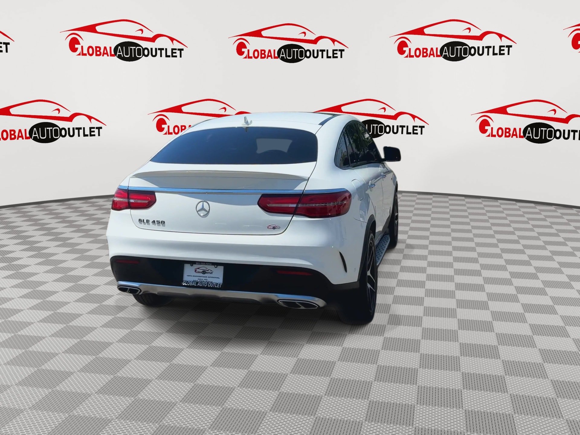 Used 2016 Mercedes-Benz GLE 450 4MATIC Coupe w/ Premium Package image 7