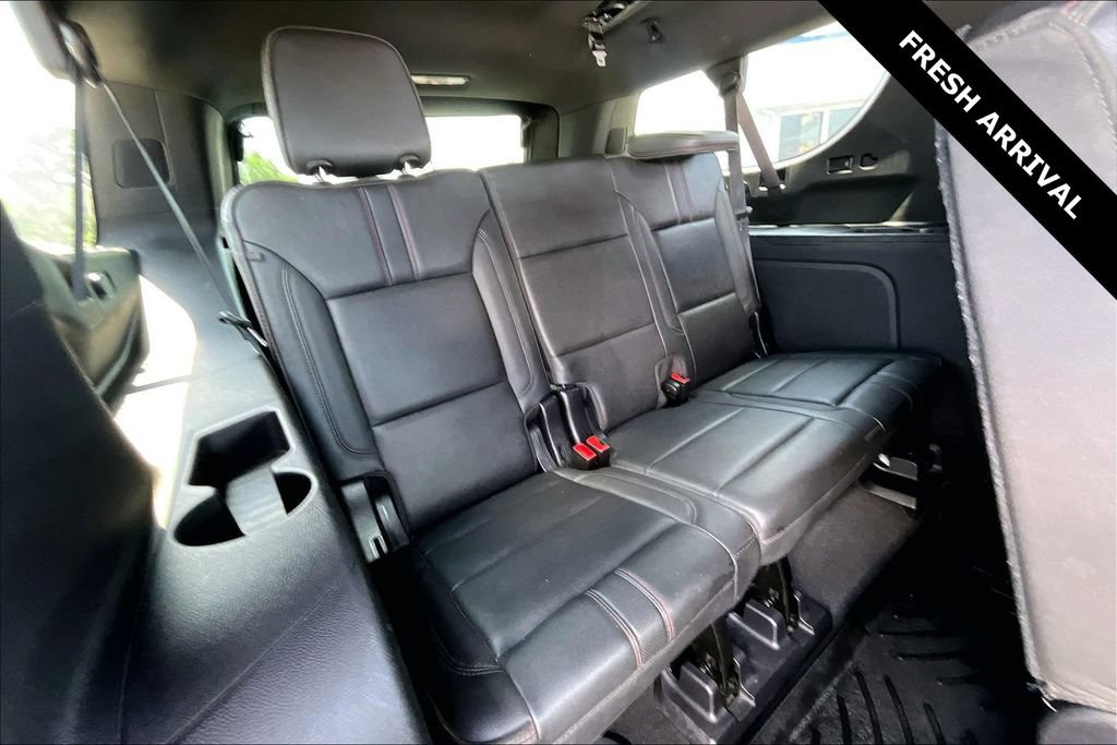 Used 2021 Chevrolet Suburban RST AWD/4WD image 25