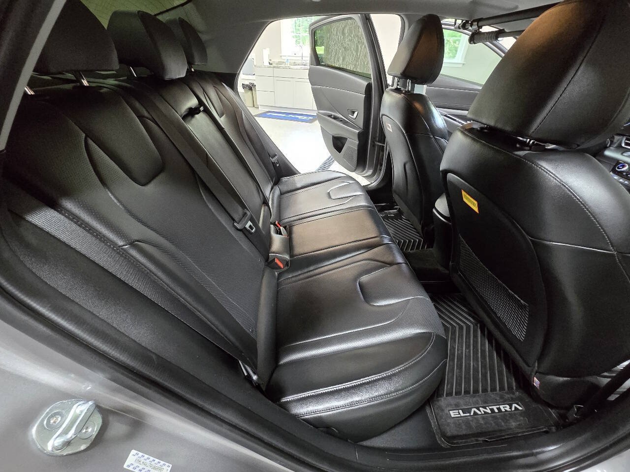 Used 2023 Hyundai Elantra Limited w/ Winter Weather Package FWD image 26