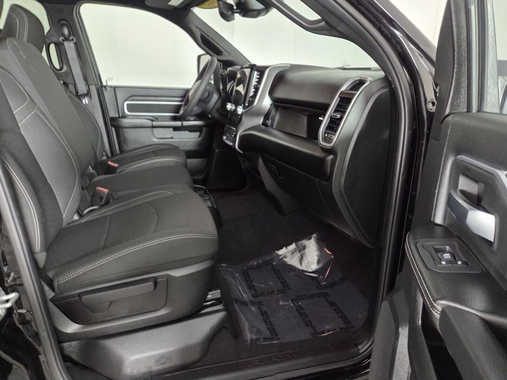 Used 2025 RAM 2500 Big Horn image 27