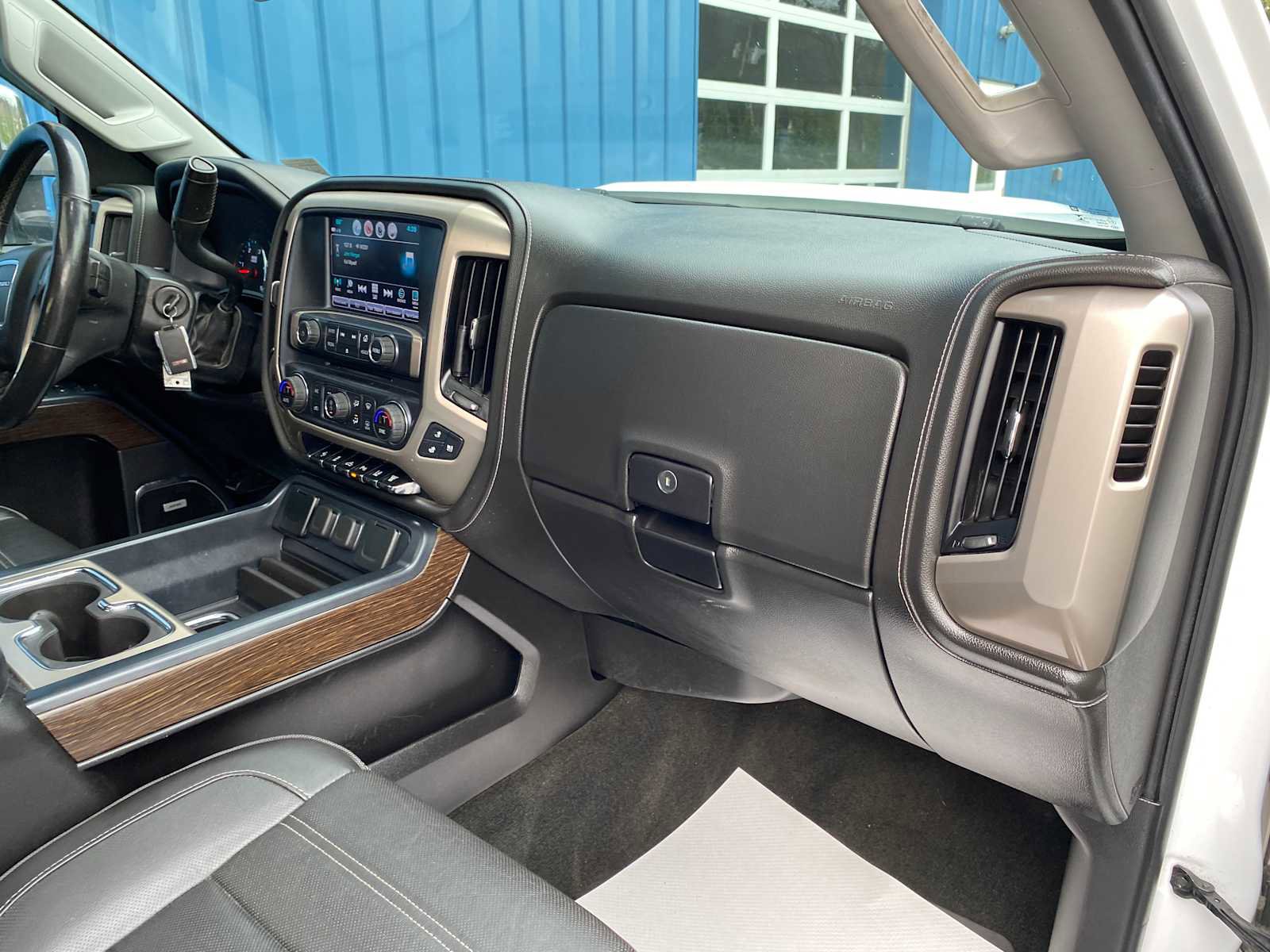 Used 2017 GMC Sierra 3500 Denali w/ Duramax Plus Package image 29