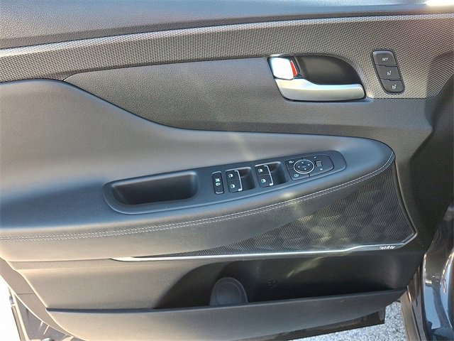 Used 2020 Hyundai Santa Fe Limited image 15