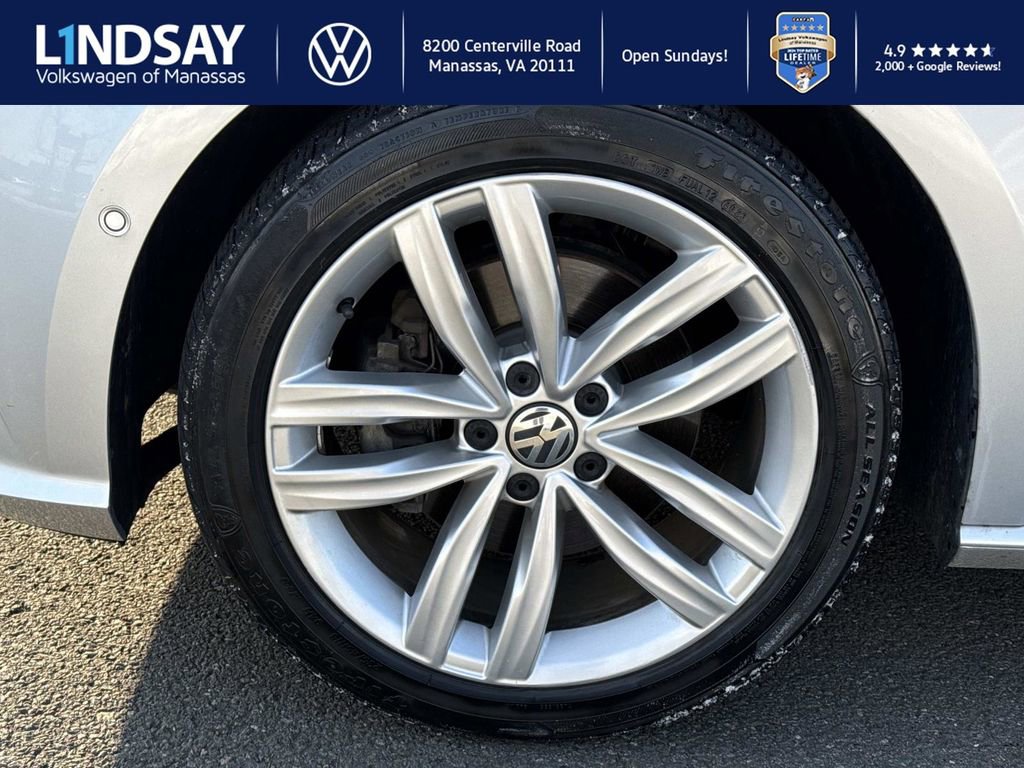 Used 2018 Volkswagen Passat 2.0T SEL Premium image 7